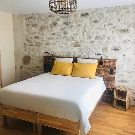 Bed & Breakfast L'esprit Des Vignes Saint-Verand (Saone-et-Loire)